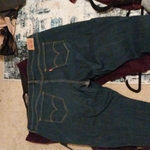 Levi's dark blue skinny jeans size 24 w